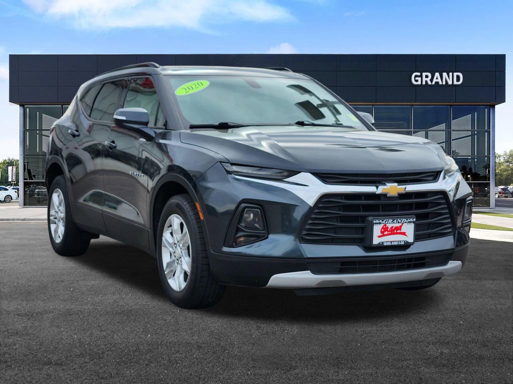 Used 2020 Chevrolet Blazer LT image 2