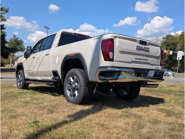 New 2026 GMC Sierra 2500 SLE w/ SLE Value Package; image 4