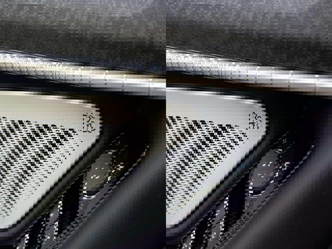 Used 2025 Ford Explorer Platinum image 26