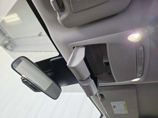 Used 2021 Nissan Rogue Sport SV image 26