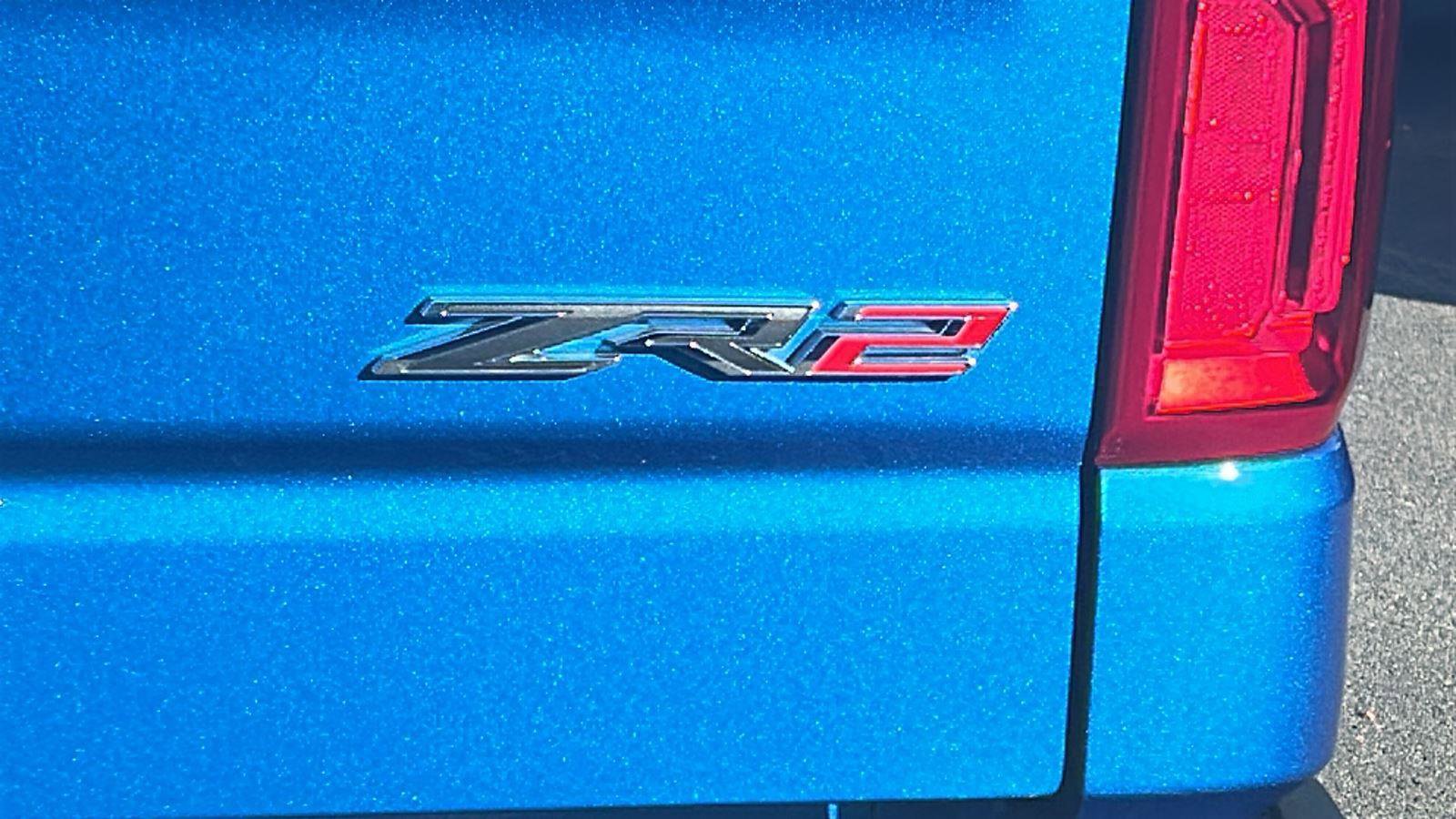 Used 2022 Chevrolet Silverado 1500 ZR2 w/ Technology Package image 7