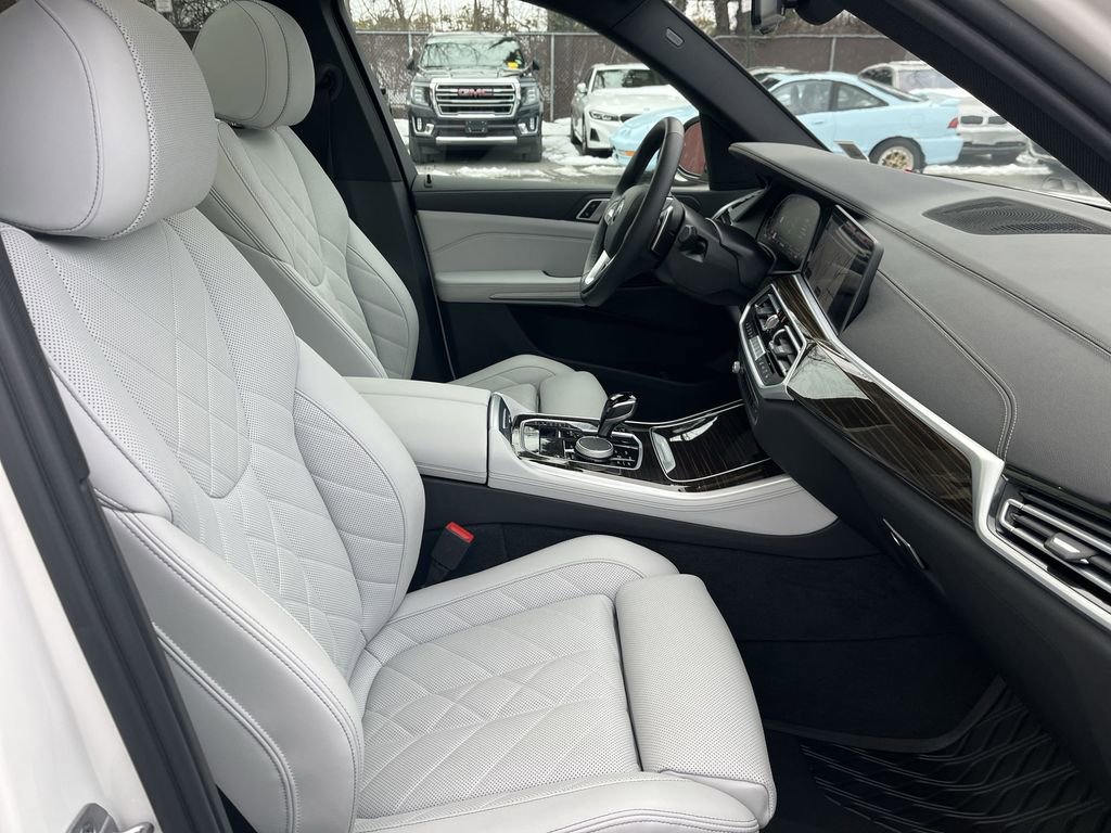Certified 2023 BMW X5 xDrive40i w/ Climate Comfort Package image 26
