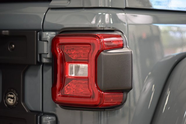 Used 2024 Jeep Wrangler Unlimited Rubicon 392 image 24