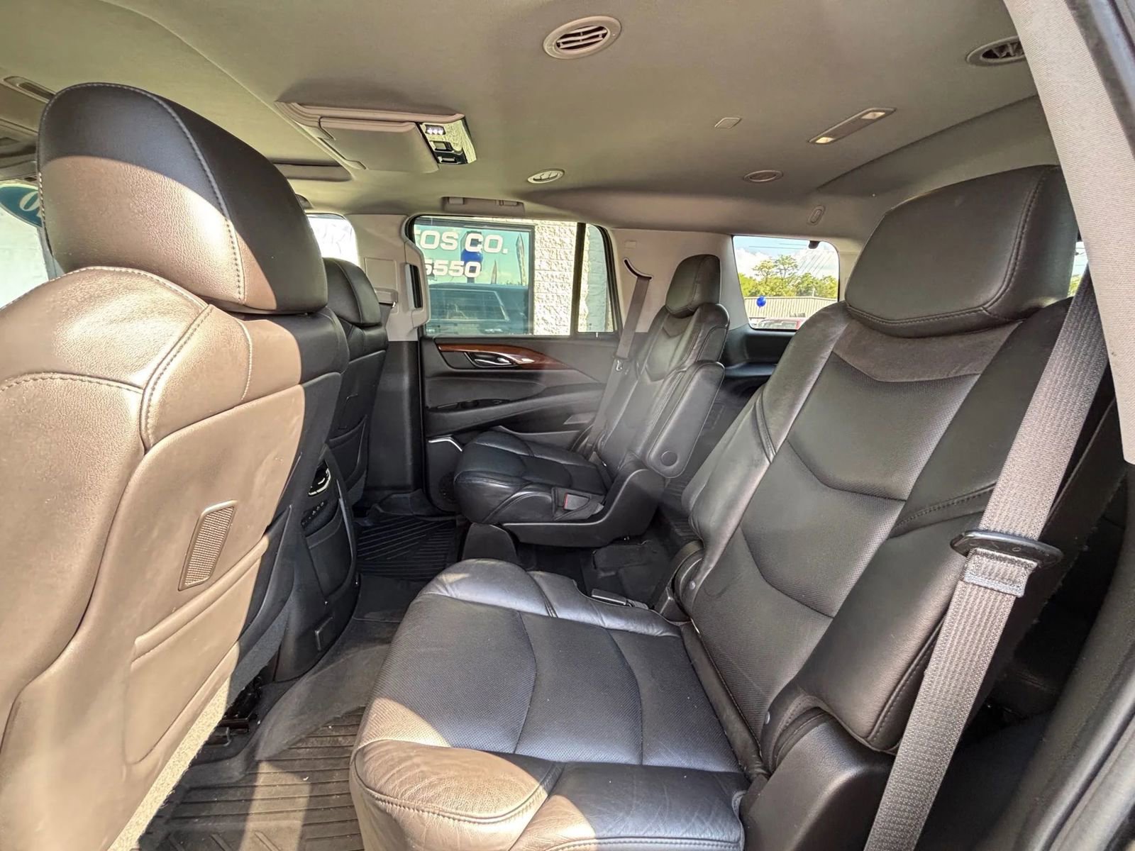 Used 2020 Cadillac Escalade Premium Luxury image 42