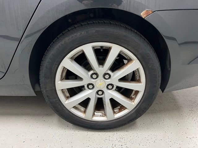 Used 2015 Chevrolet Malibu LT image 7