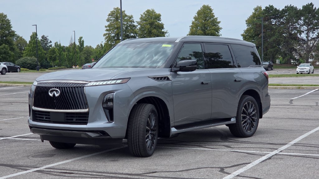 New 2026 INFINITI QX80 Autograph w/ Premium Cargo Package AWD/4WD image 4