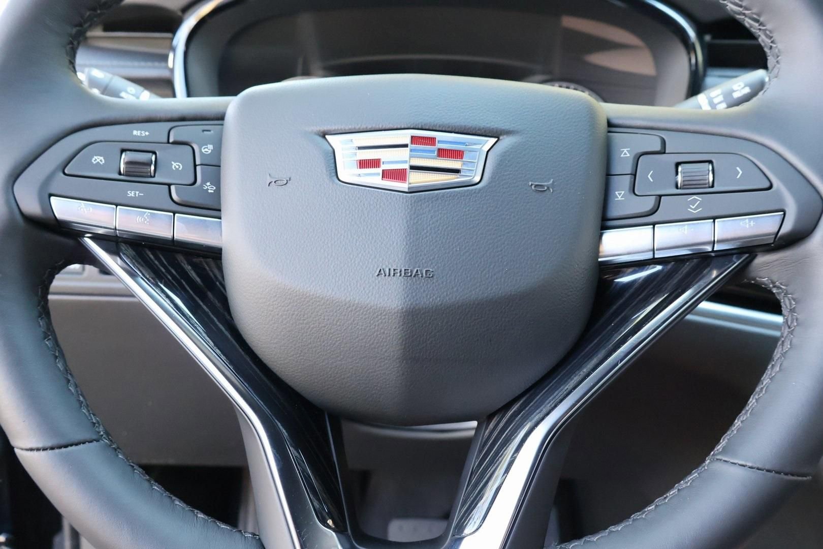 Certified 2025 Cadillac XT6 Premium Luxury image 19