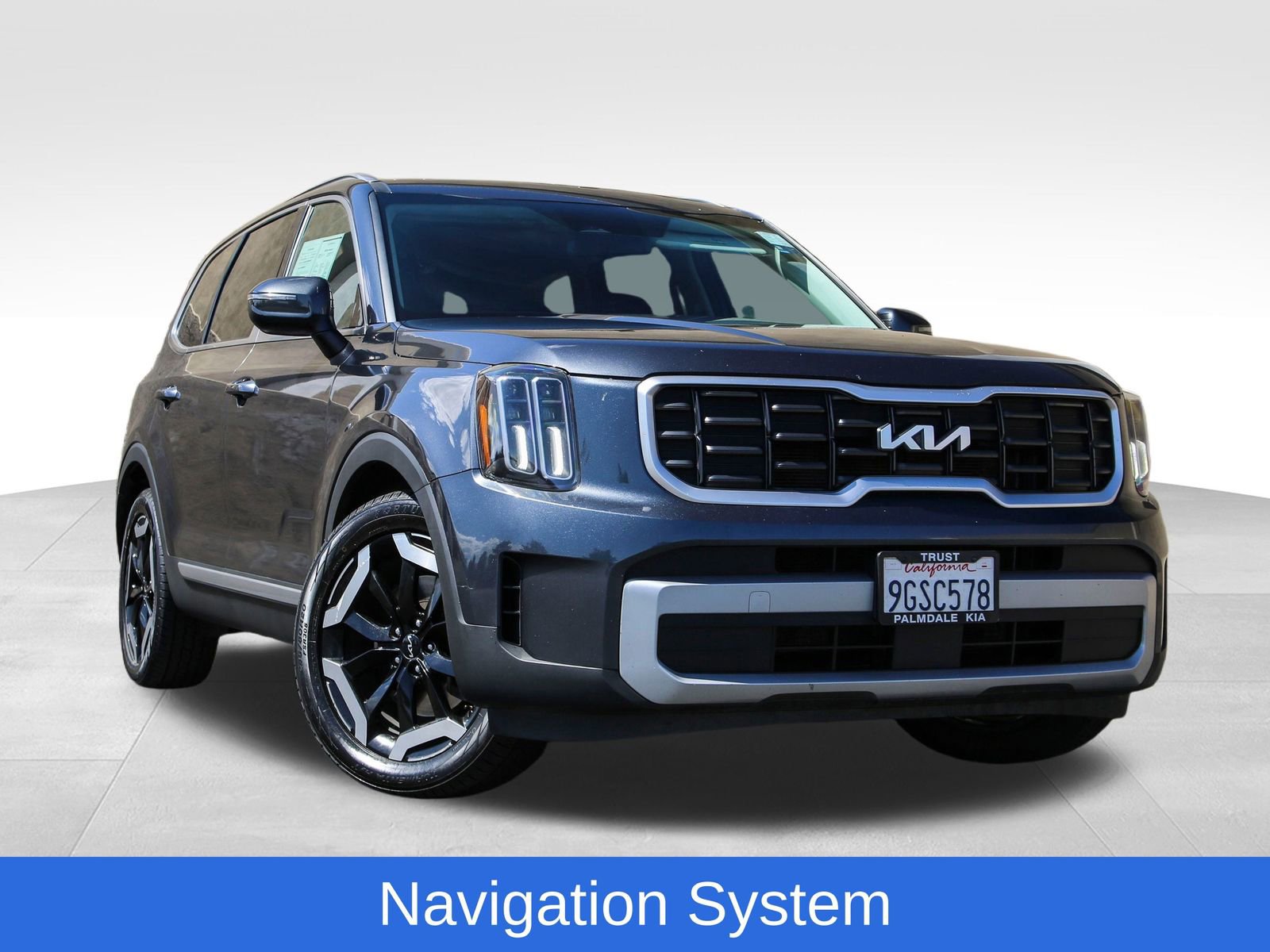 Used 2023 Kia Telluride S w/ S Sunroof Package image 2
