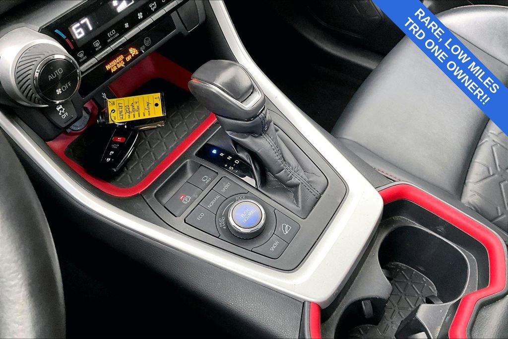 Used 2020 Toyota RAV4 TRD Off-Road image 18