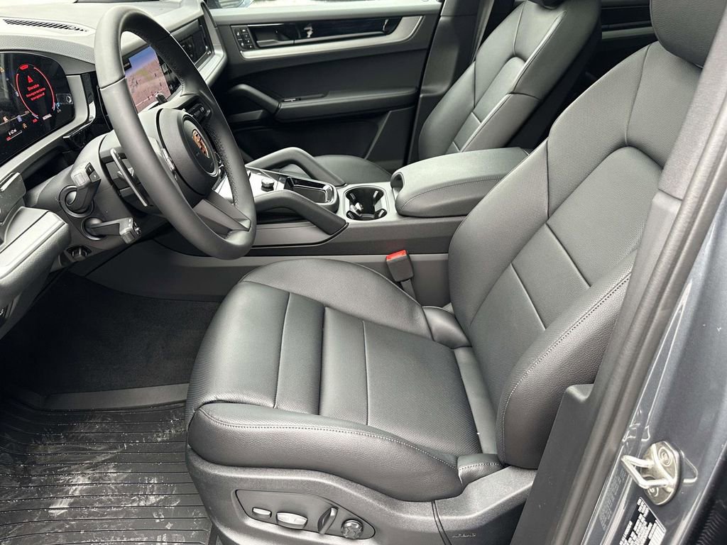 New 2026 Porsche Cayenne AWD/4WD image 20