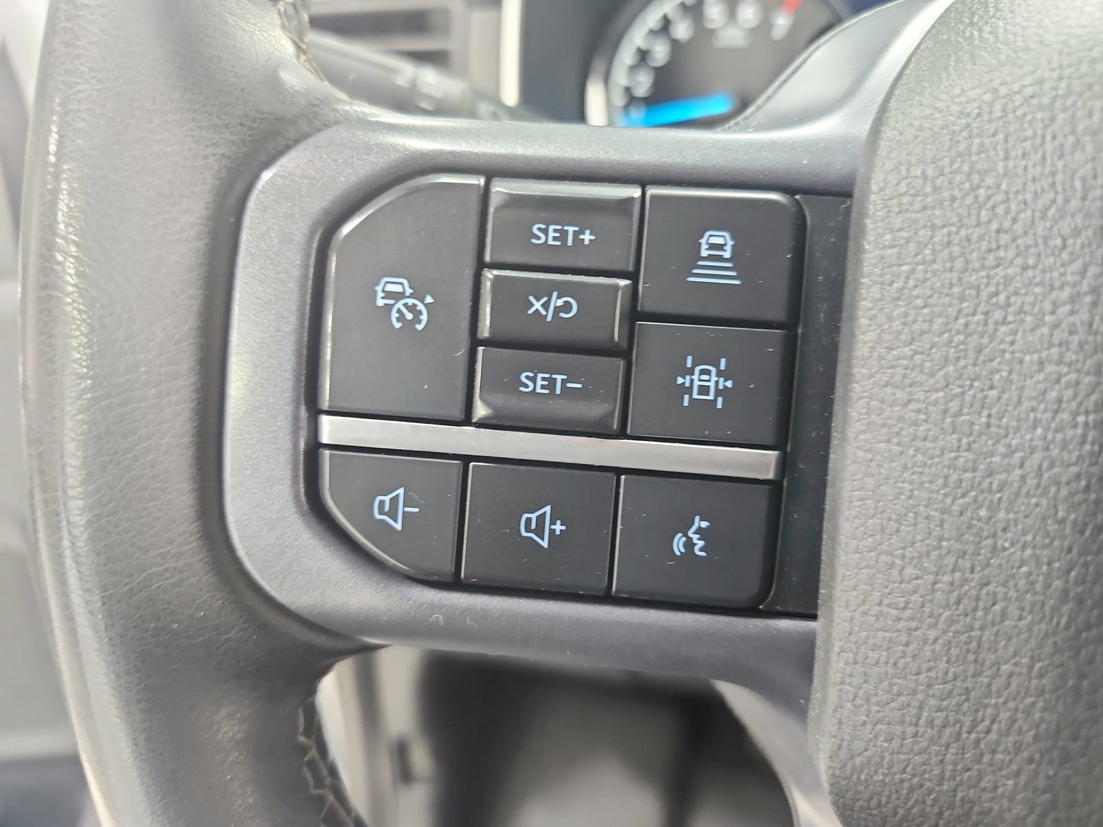 Used 2023 Ford F150 XLT w/ Equipment Group 302A High AWD/4WD image 26