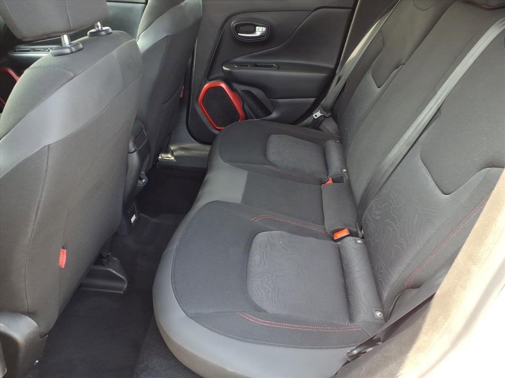 Used 2019 Jeep Renegade Trailhawk w/ Trailer Tow Group image 21