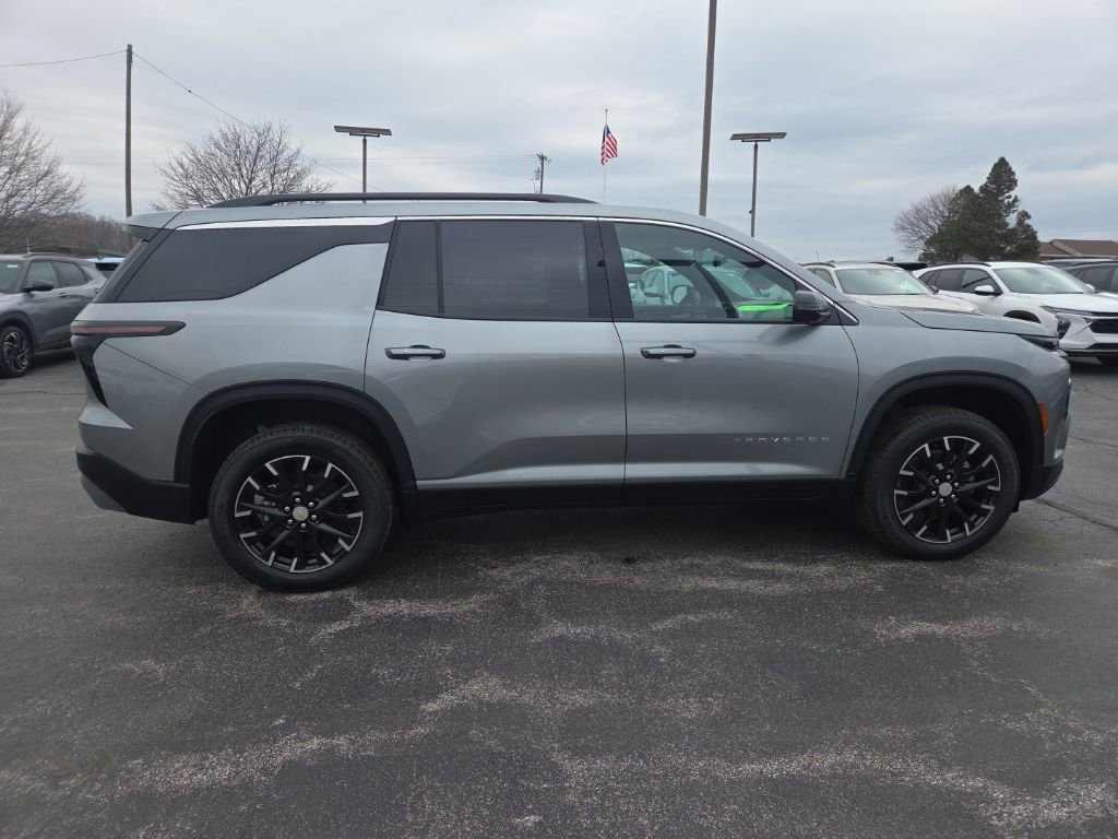 New 2026 Chevrolet Traverse LT w/ Sun and Wheel Package image 9