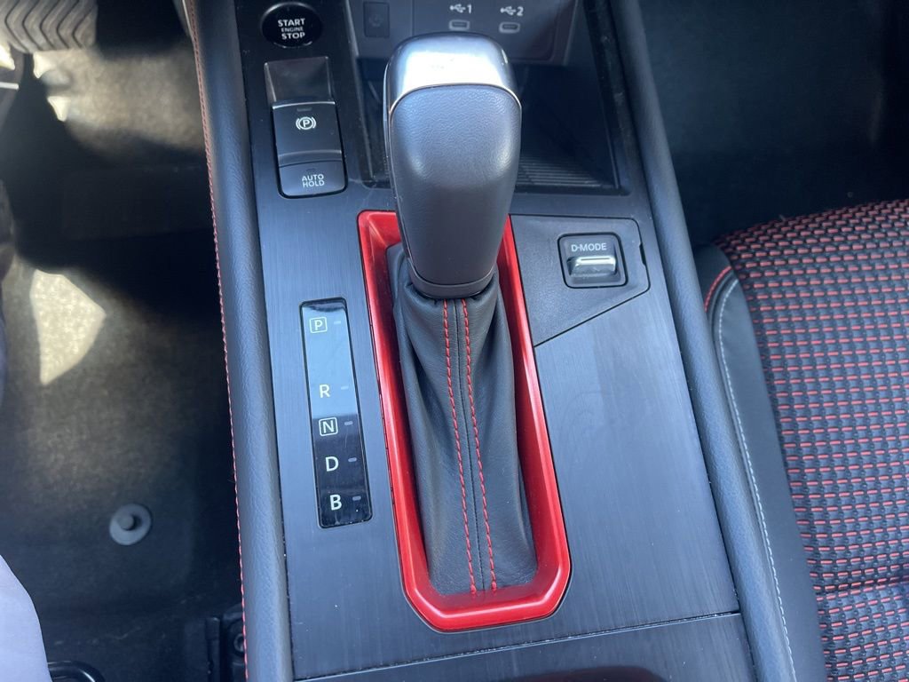 Certified 2025 Nissan Kicks SR image 21