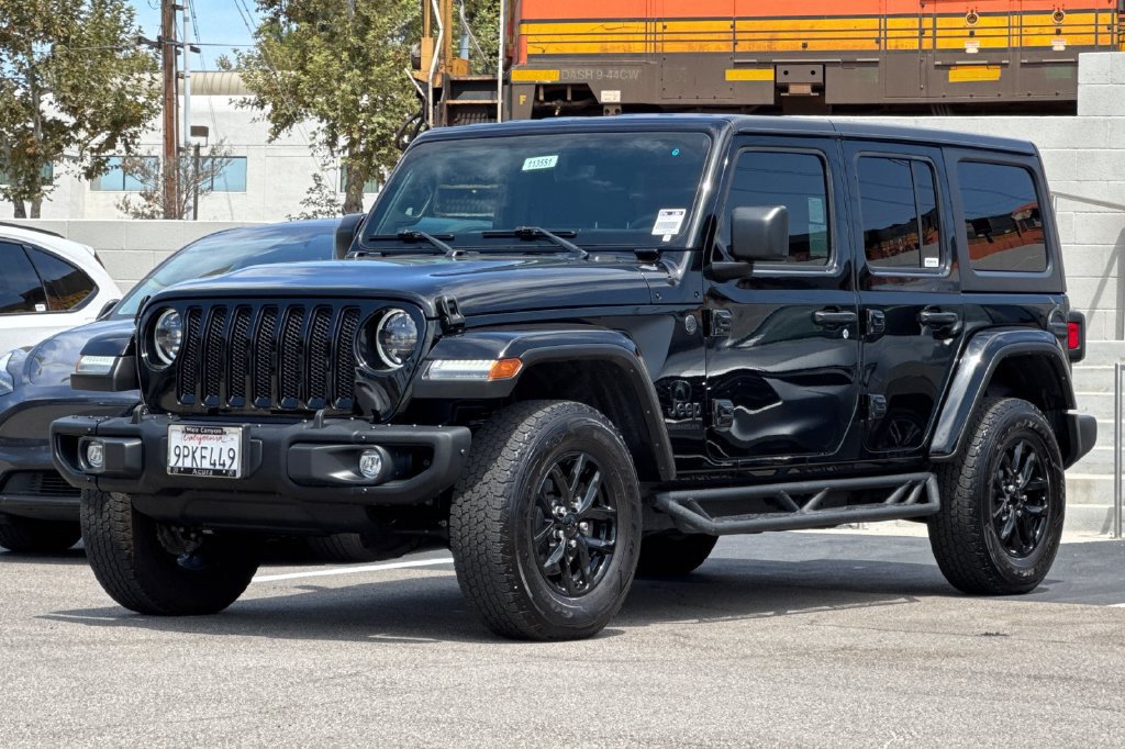 Used 2023 Jeep Wrangler Unlimited Sport AWD/4WD image 12
