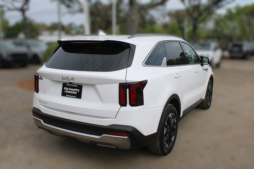 Certified 2025 Kia Sorento S w/ Panoramic Sunroof Package FWD image 7