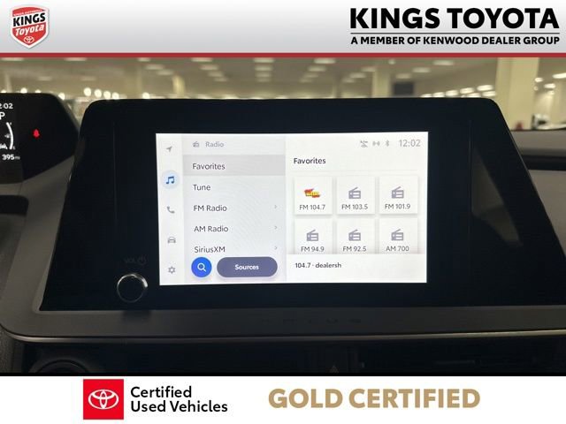 Certified 2025 Toyota Prius XLE FWD image 15