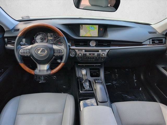 Used 2018 Lexus ES 350 w/ Navigation System Package FWD image 19
