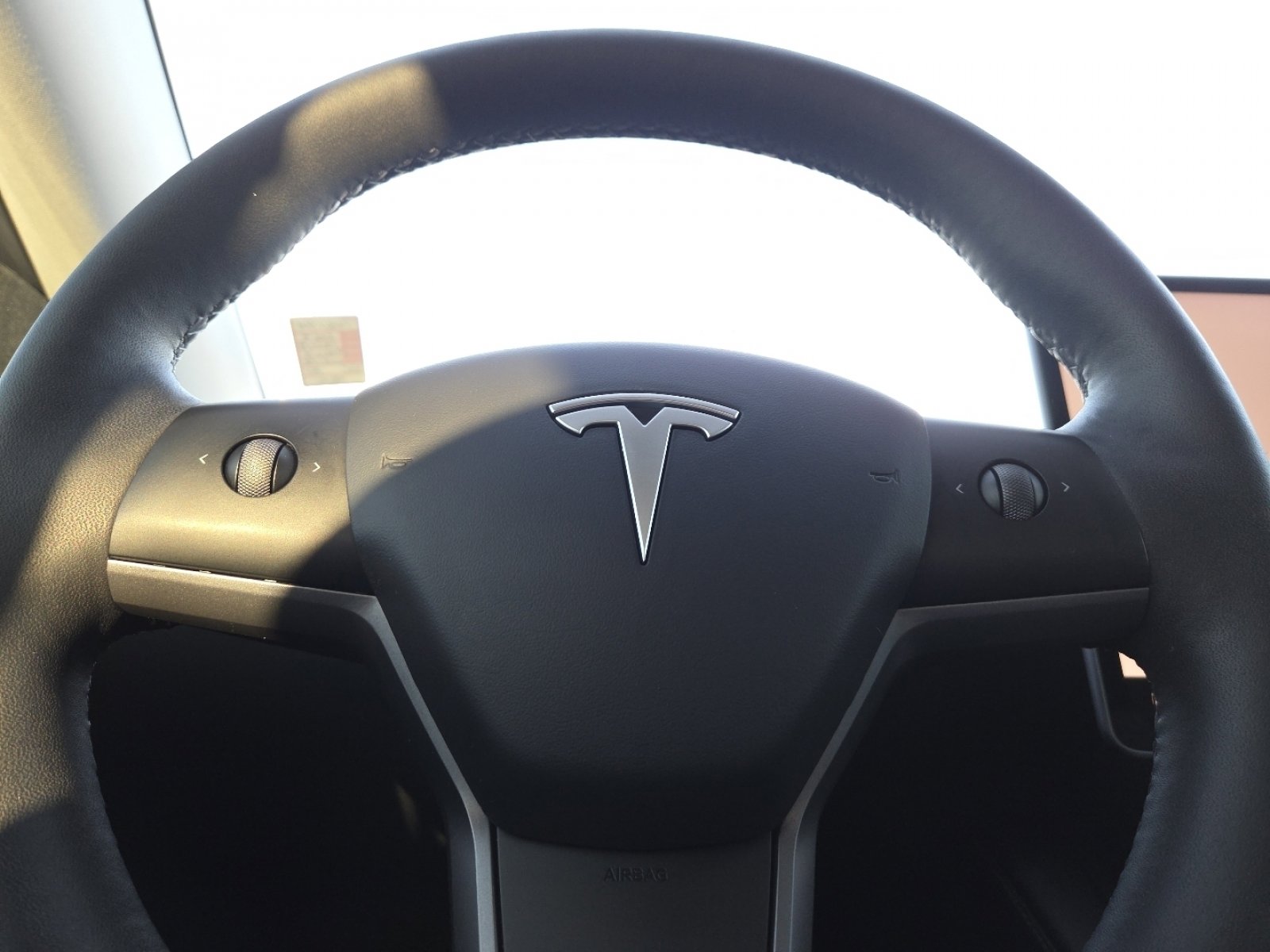 Used 2023 Tesla Model Y Long Range image 27