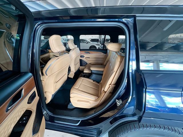 Used 2024 Jeep Grand Cherokee L Summit image 27