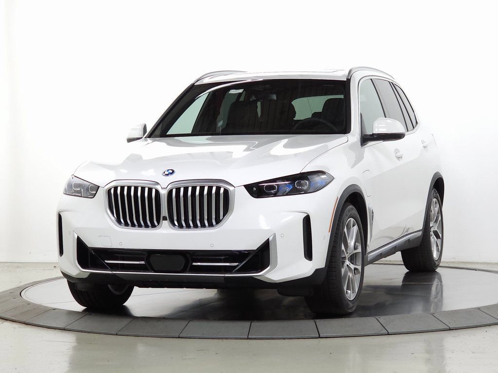 Used 2026 BMW X5 xDrive50e w/ Climate Comfort Package AWD/4WD image 3