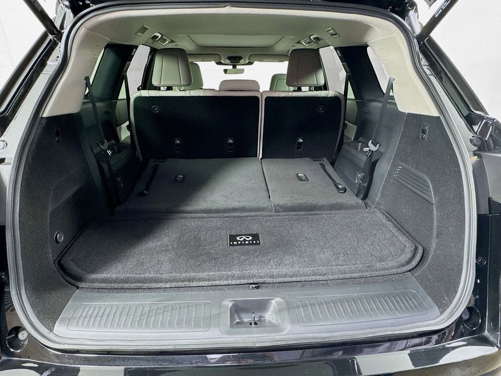 Certified 2026 INFINITI QX60 Luxe w/ Cargo Package AWD/4WD image 33