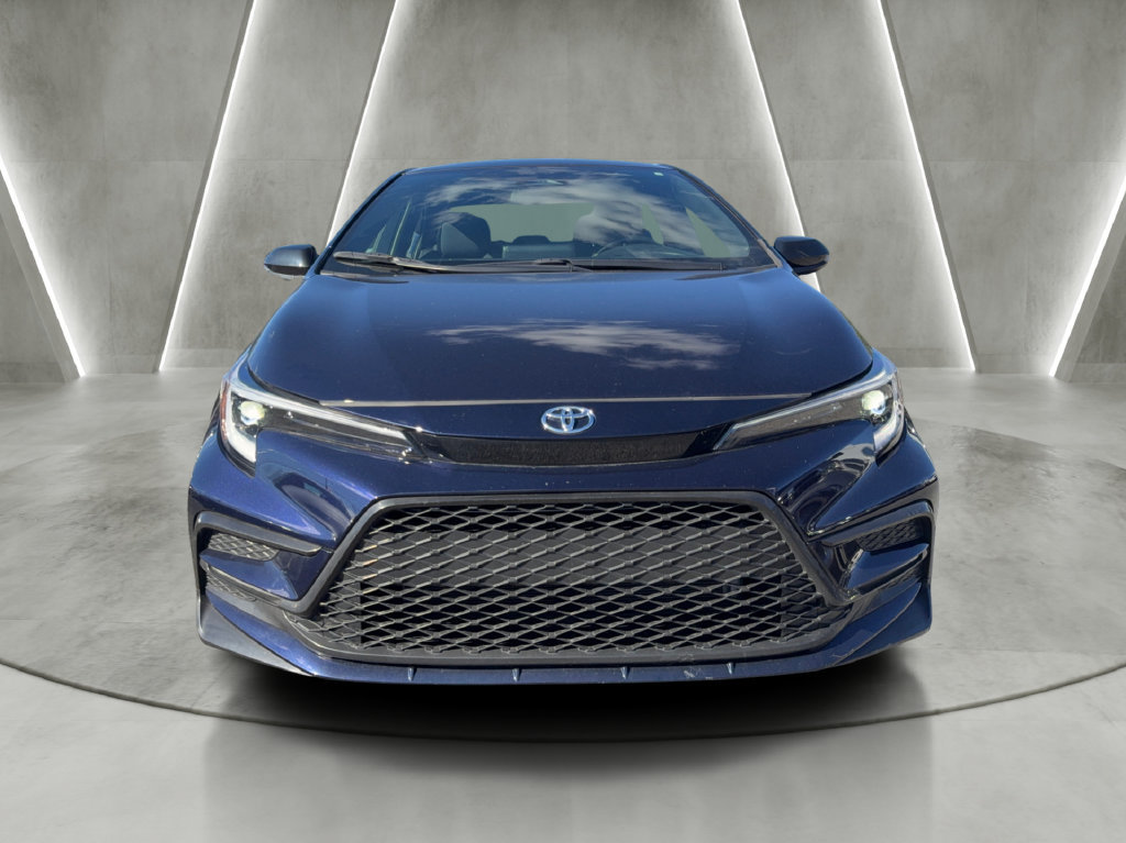 Used 2024 Toyota Corolla SE w/ SE Convenience Package FWD image 2