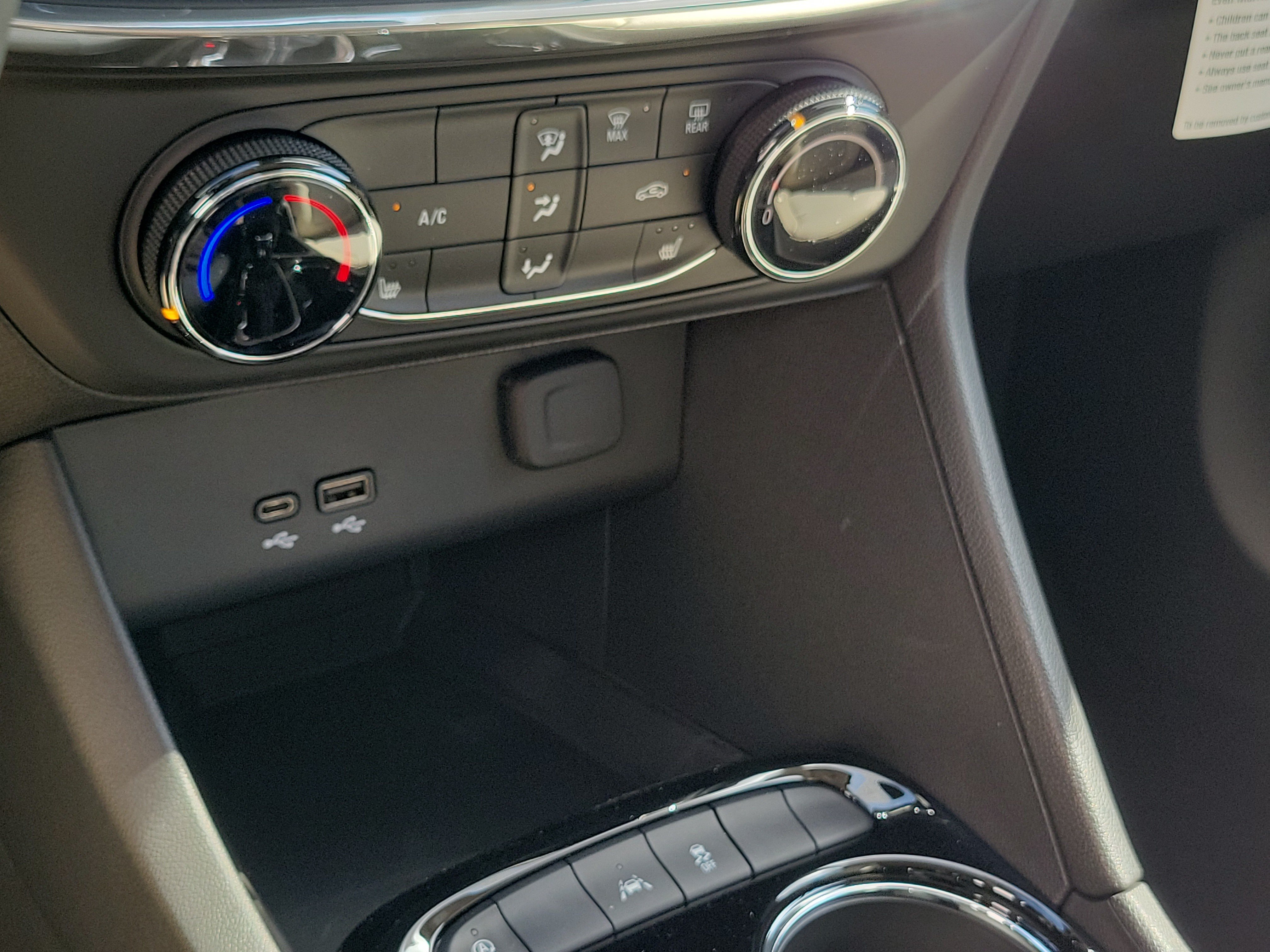 New 2026 Buick Encore GX Preferred w/ Comfort Package FWD image 30