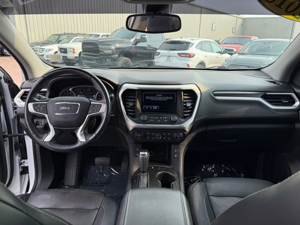 Used 2018 GMC Acadia SLT w/ LPO, Floor Liner Package image 14