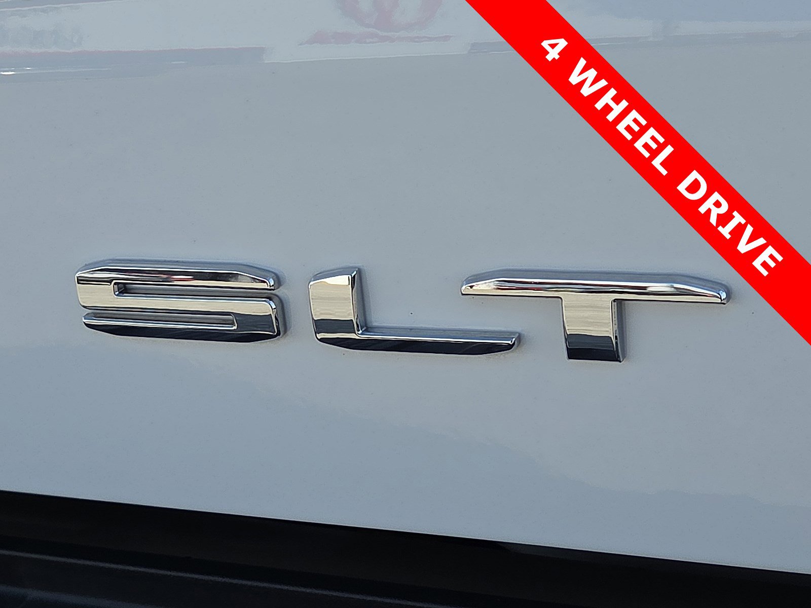 Used 2023 GMC Sierra 1500 SLT image 8