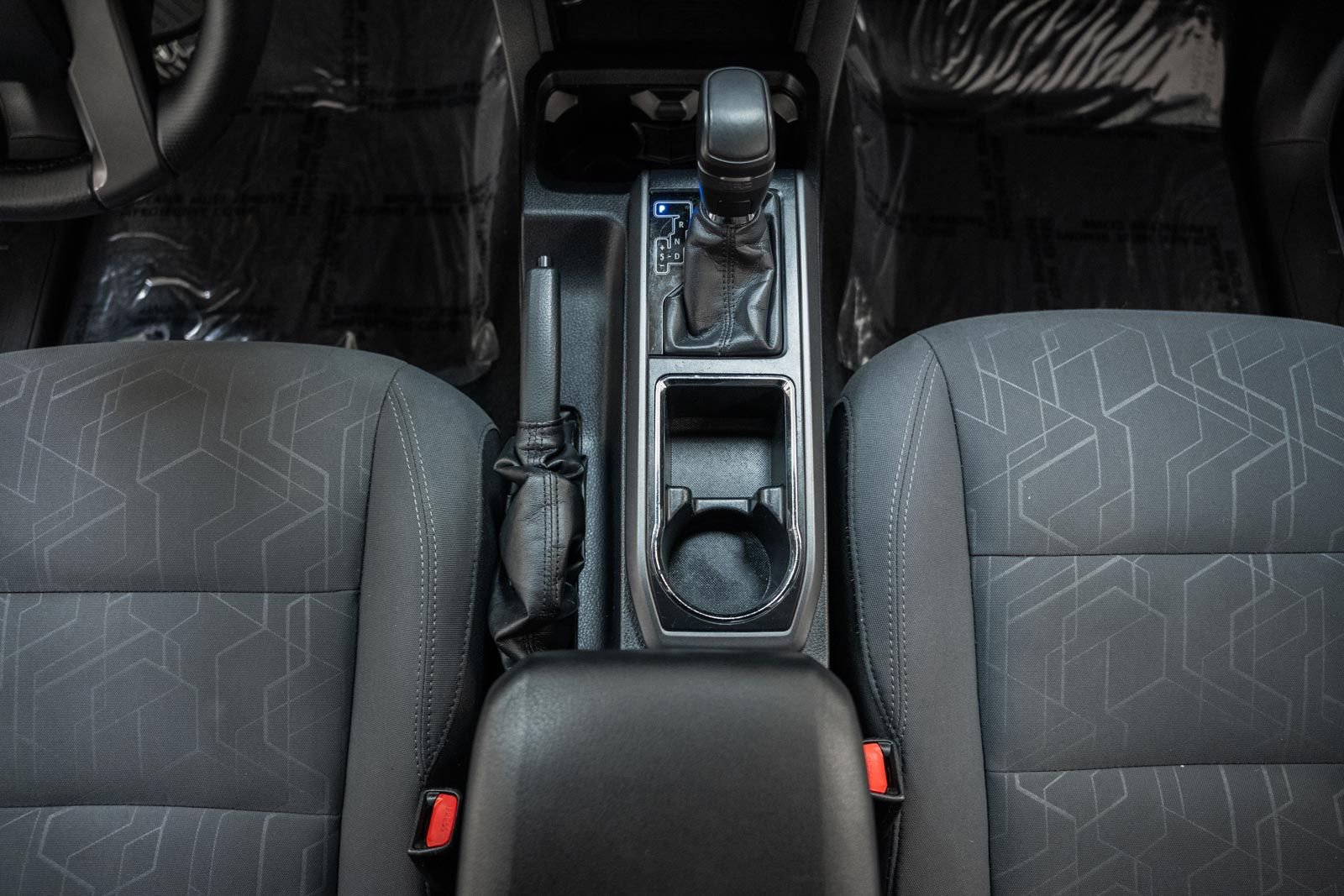 Used 2017 Toyota Tacoma TRD Off-Road w/ Tow Package (A/T) image 34