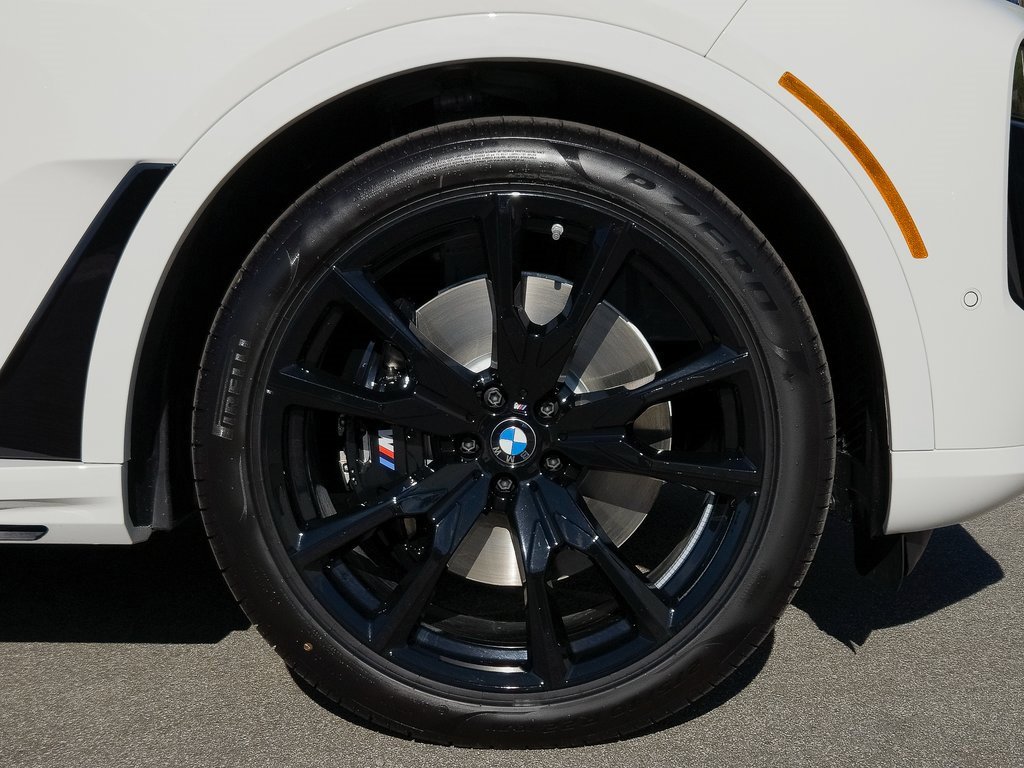 New 2026 BMW X7 xDrive40i w/ M Sport Package image 9