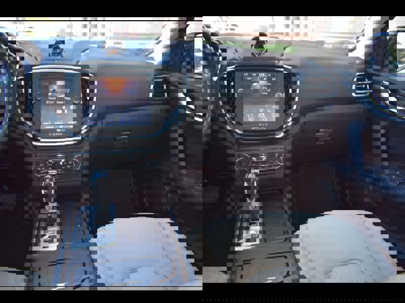 Used 2015 Maserati Ghibli image 31