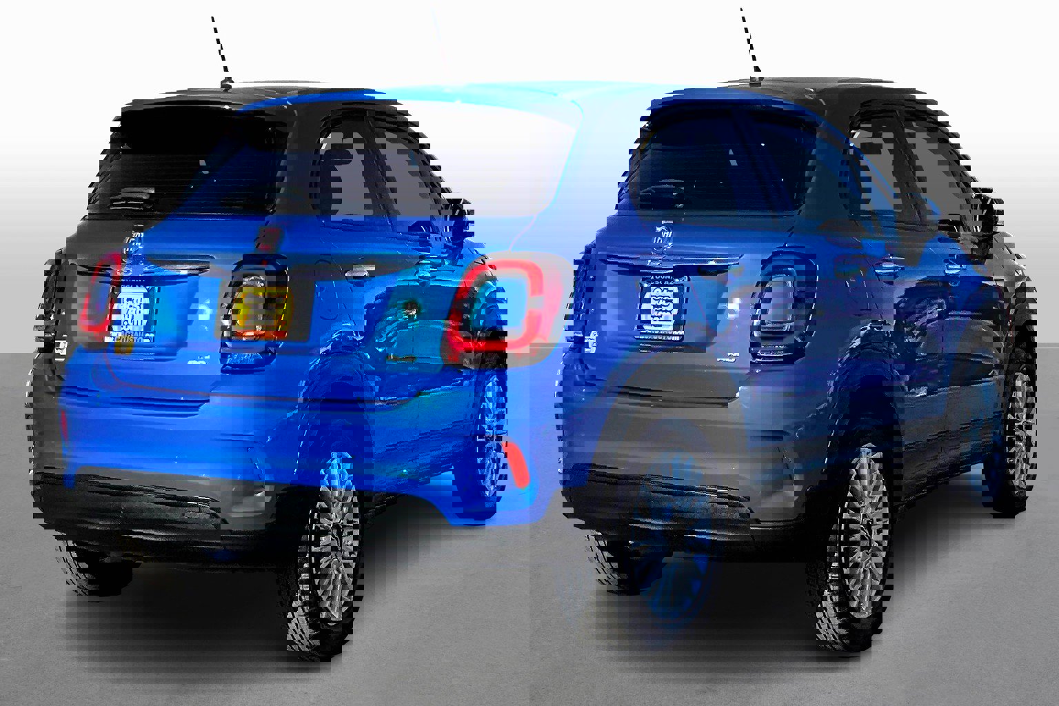 Used 2021 FIAT 500X Pop image 2