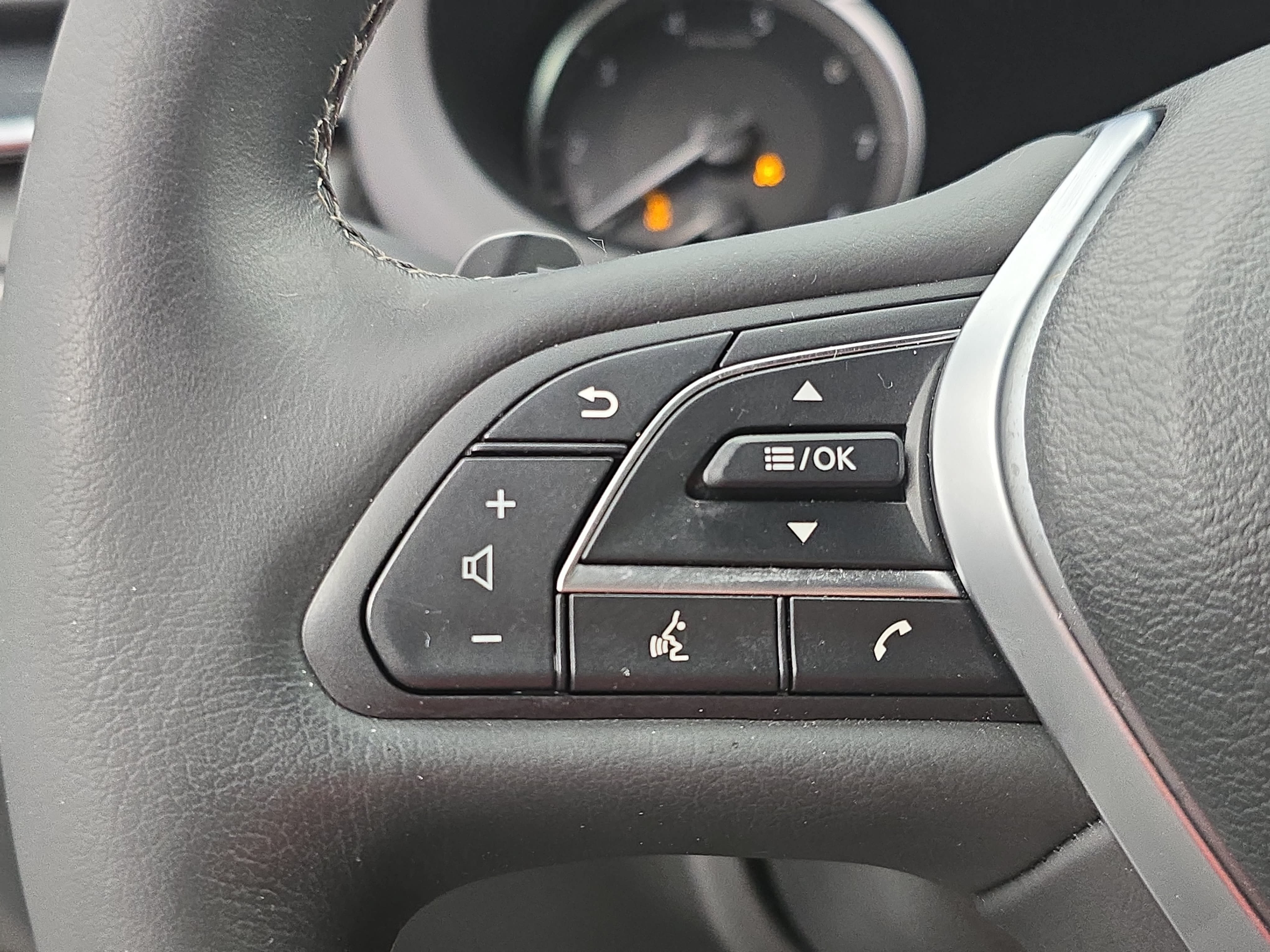 Used 2023 INFINITI QX50 Sport w/ Cargo Package FWD image 17