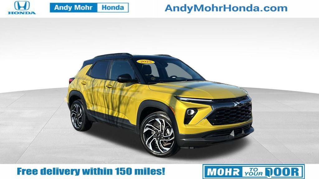 Used 2025 Chevrolet TrailBlazer RS w/ Convenience Package image 1