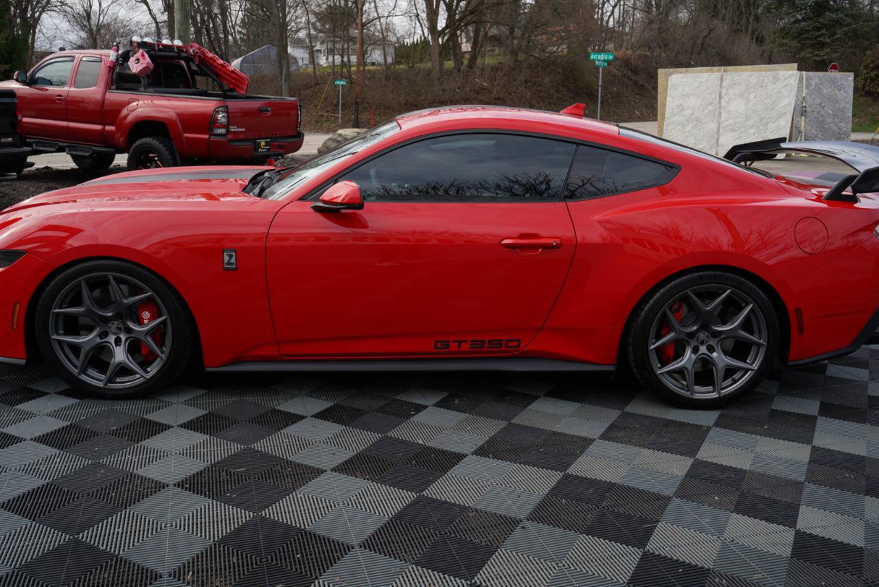 Used 2025 Ford Mustang GT Premium w/ GT Performance Package image 11