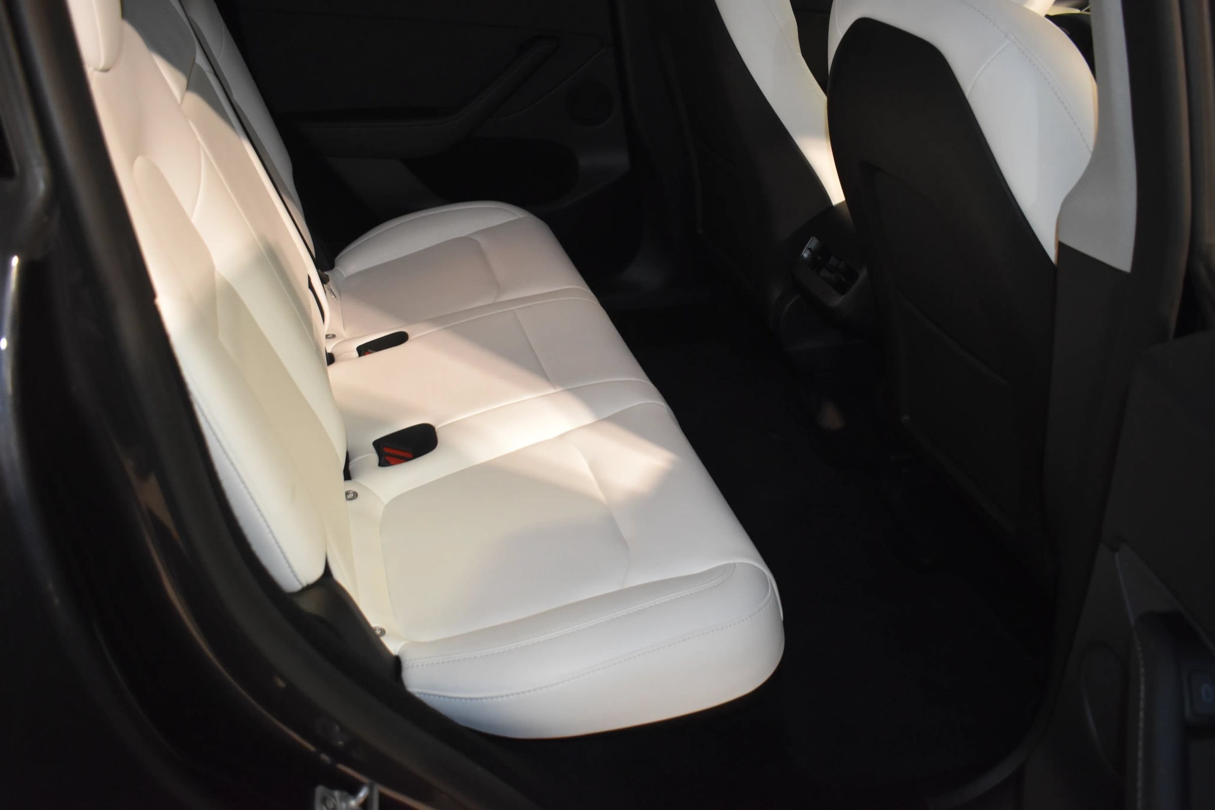 Used 2024 Tesla Model Y Performance AWD/4WD image 15