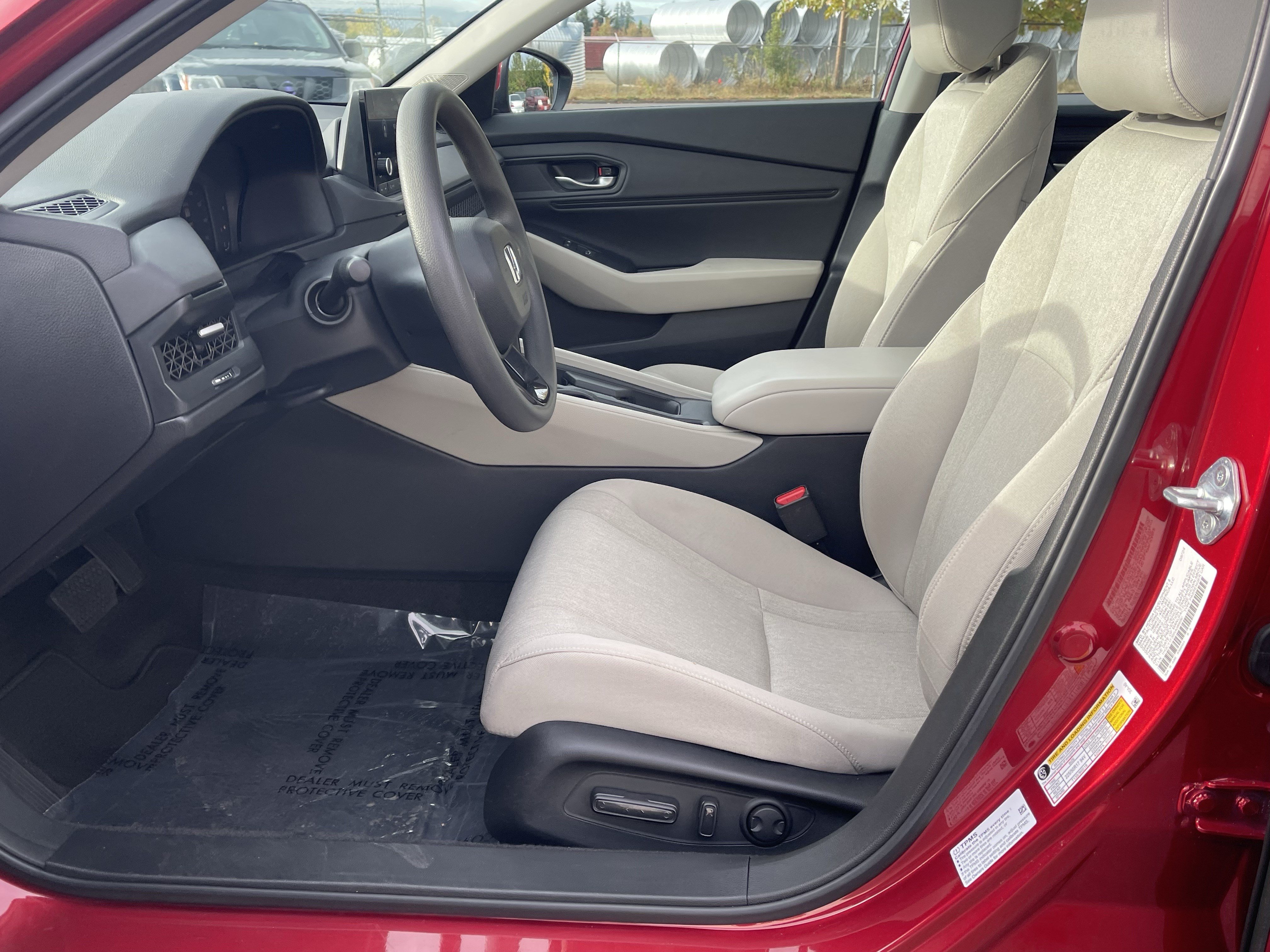 Used 2024 Honda Accord EX image 11