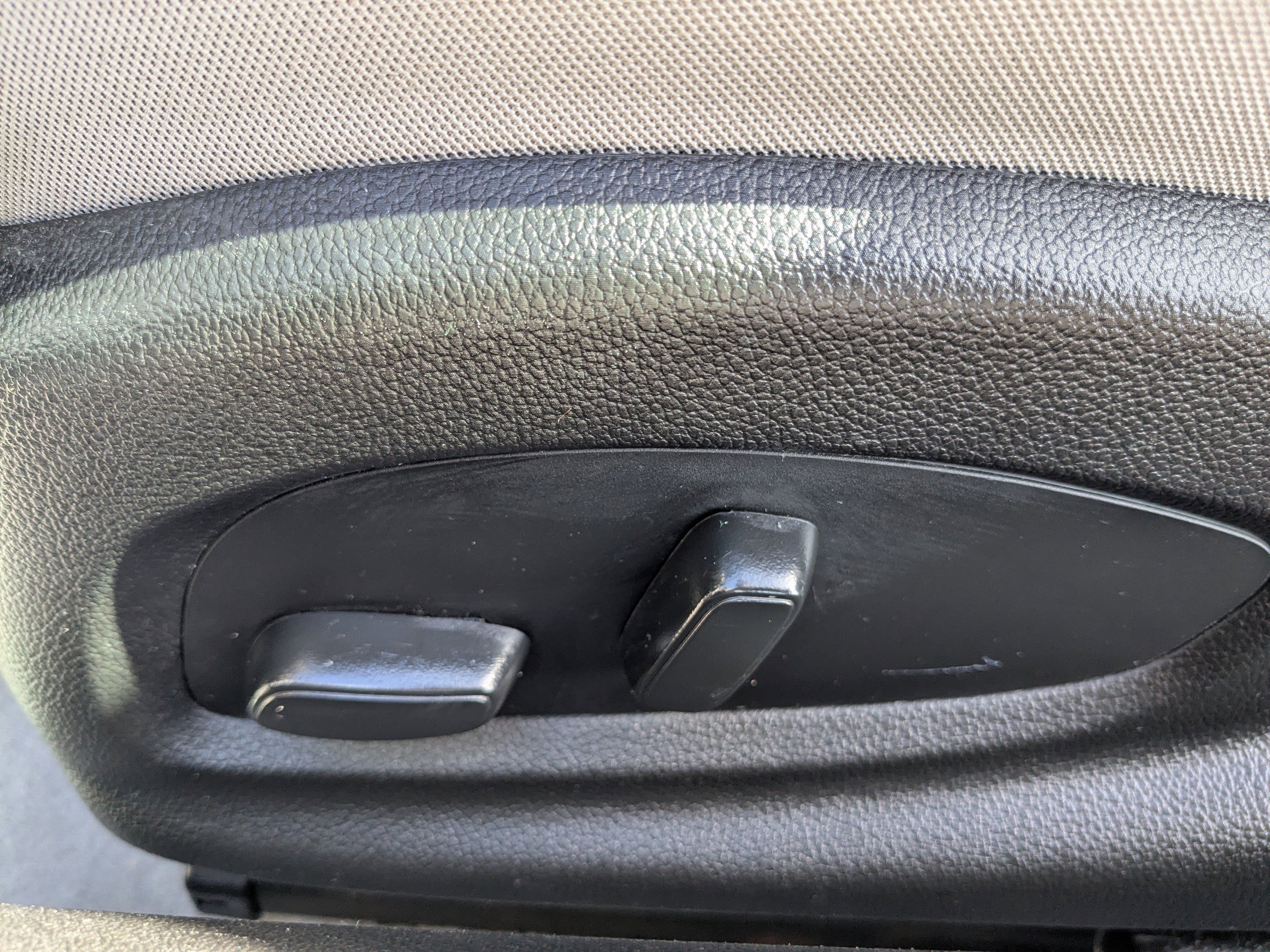 Used 2023 Chevrolet Camaro LT image 23