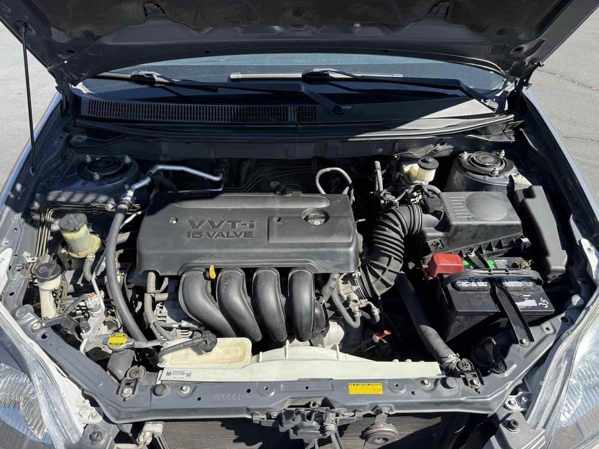 Used 2007 Toyota Matrix XR FWD image 9