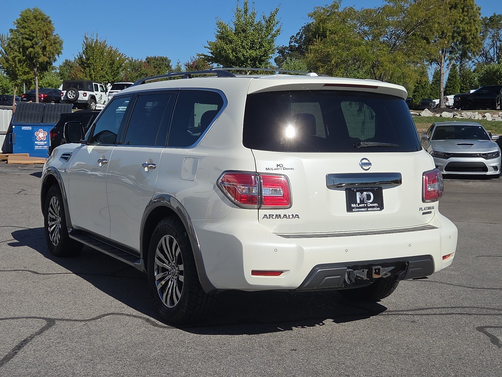 Used 2018 Nissan Armada Platinum w/ Captain Seat Package RWD image 13