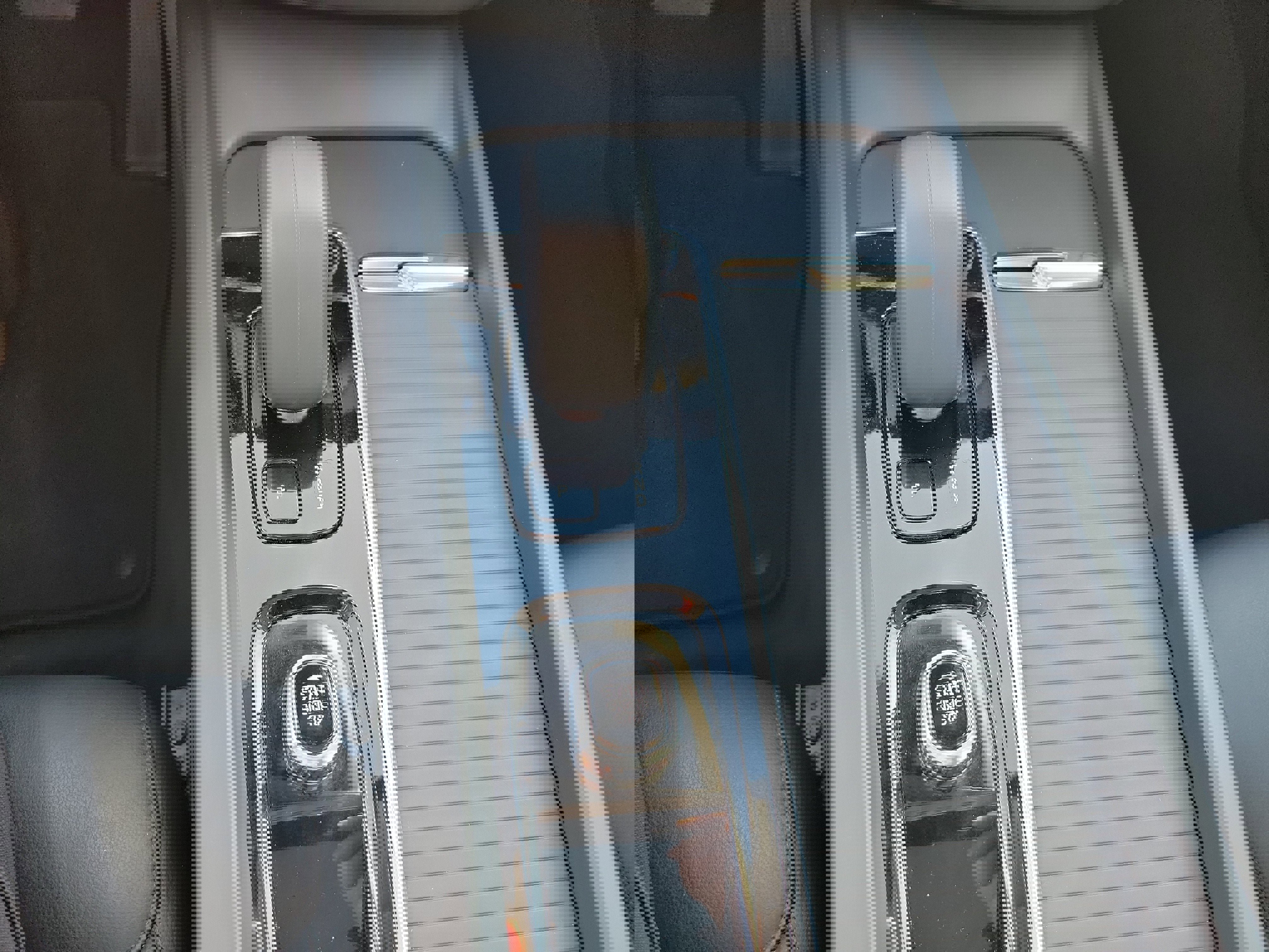 Used 2025 Volvo XC60 B5 Core image 23