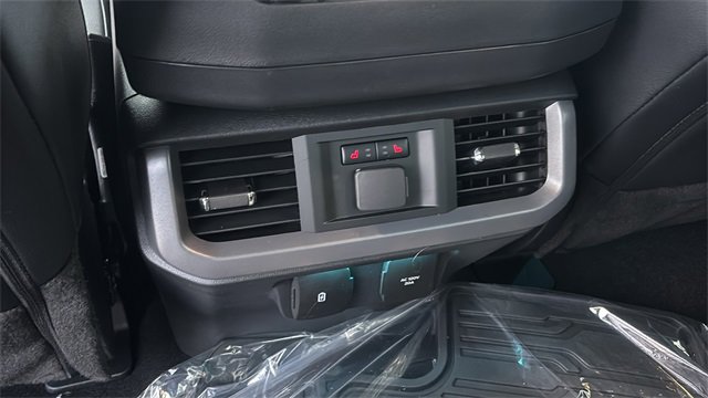 New 2026 Ford F150 Lariat w/ Equipment Group 502A High image 8