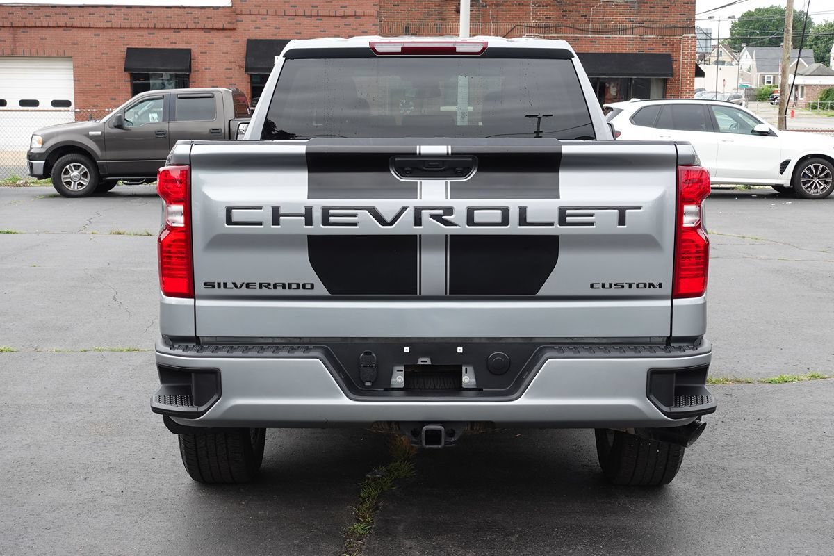 Used 2024 Chevrolet Silverado 1500 Custom w/ Rally Edition AWD/4WD image 8