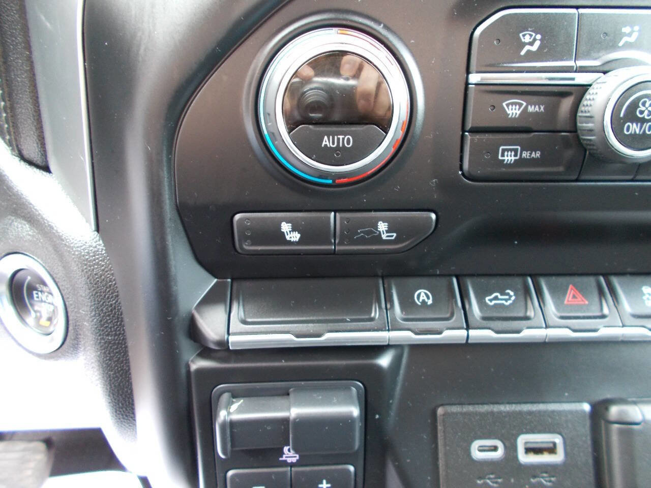 Used 2020 Chevrolet Silverado 1500 LT w/ All-Star Edition image 14