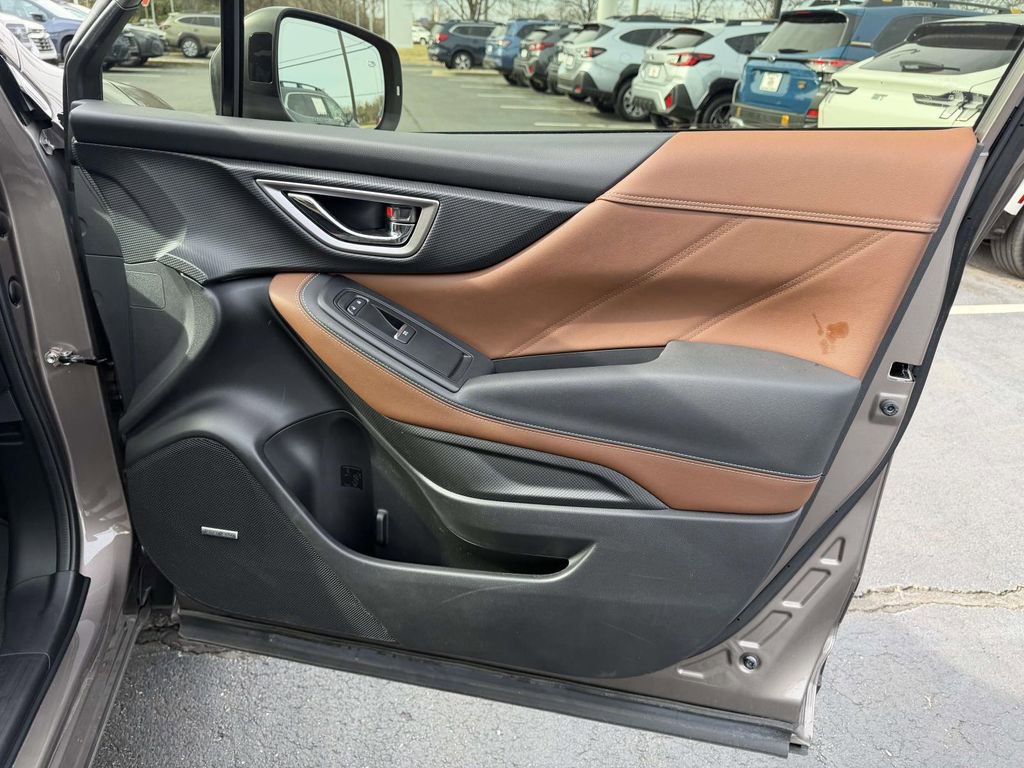 Used 2022 Subaru Forester Touring w/ Popular Package #2 image 10