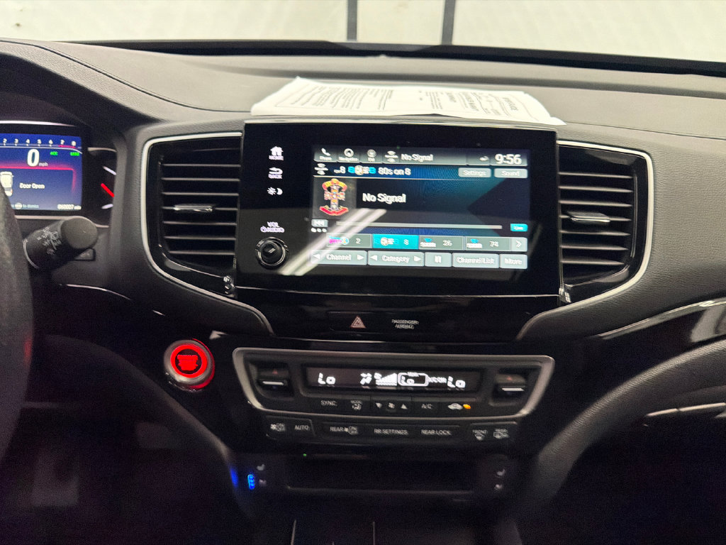Used 2024 Honda Passport Black Edition image 30