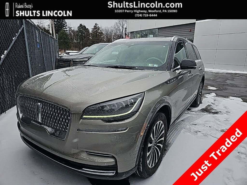 Certified 2023 Lincoln Aviator AWD w/ Premium Package image 1