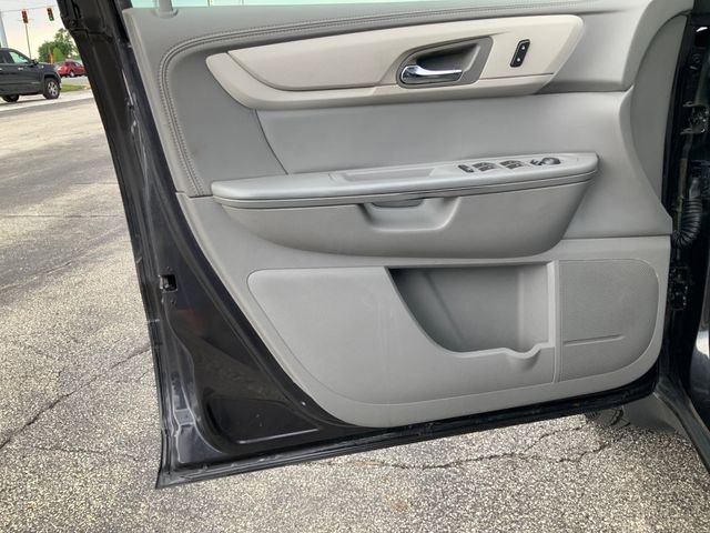 Used 2017 Chevrolet Traverse LS AWD/4WD image 14